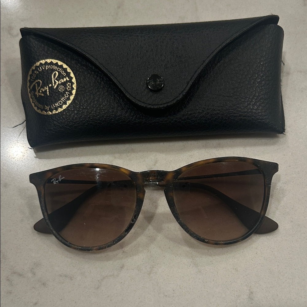 Ray-Ban Brown Sunglasses with Case
